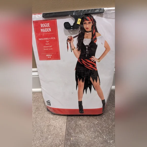 Rogue Pirate Costume For Kids - Muscle Torso With Skull Bandana & Boot Covers
